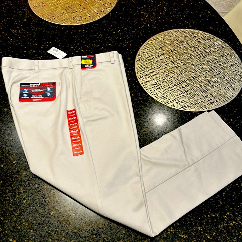 Men’s Casual Office Pants Travel Smart by Roondtree & Yorke 
Flat Front Sz 40